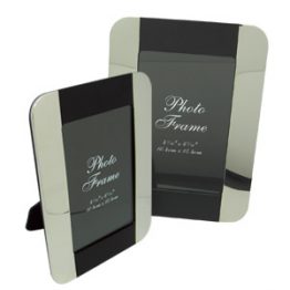 2606-Black Checkered Metal Frame